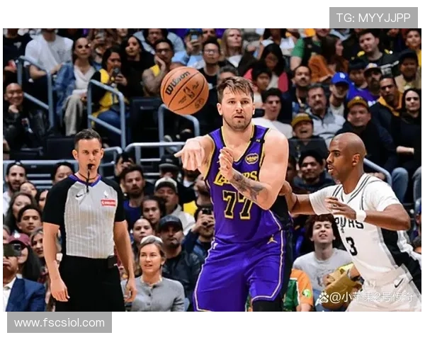 东契奇半场三双詹20分湖人大胜